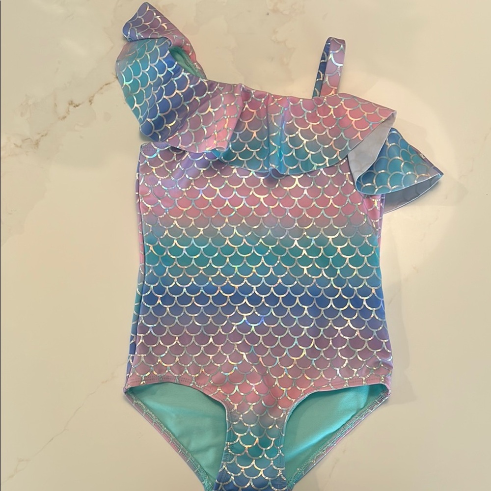 One piece bathing suit
